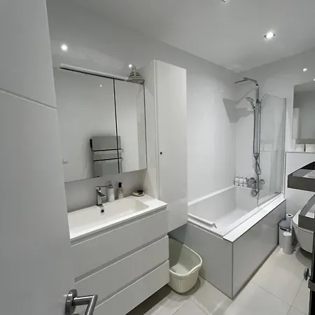 Apartment Jardin Sur La Pointe Croisette Luxe En Bord De